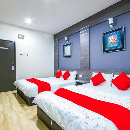 Capital O 812 Hotel Smc Seksyen 13 Shah Alam Esterno foto