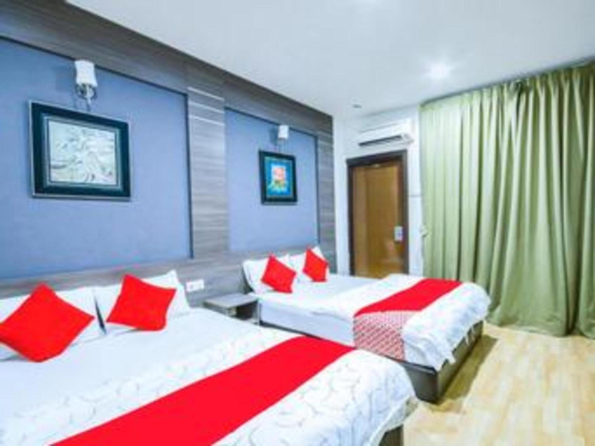 Capital O 812 Hotel Smc Seksyen 13 Shah Alam Esterno foto