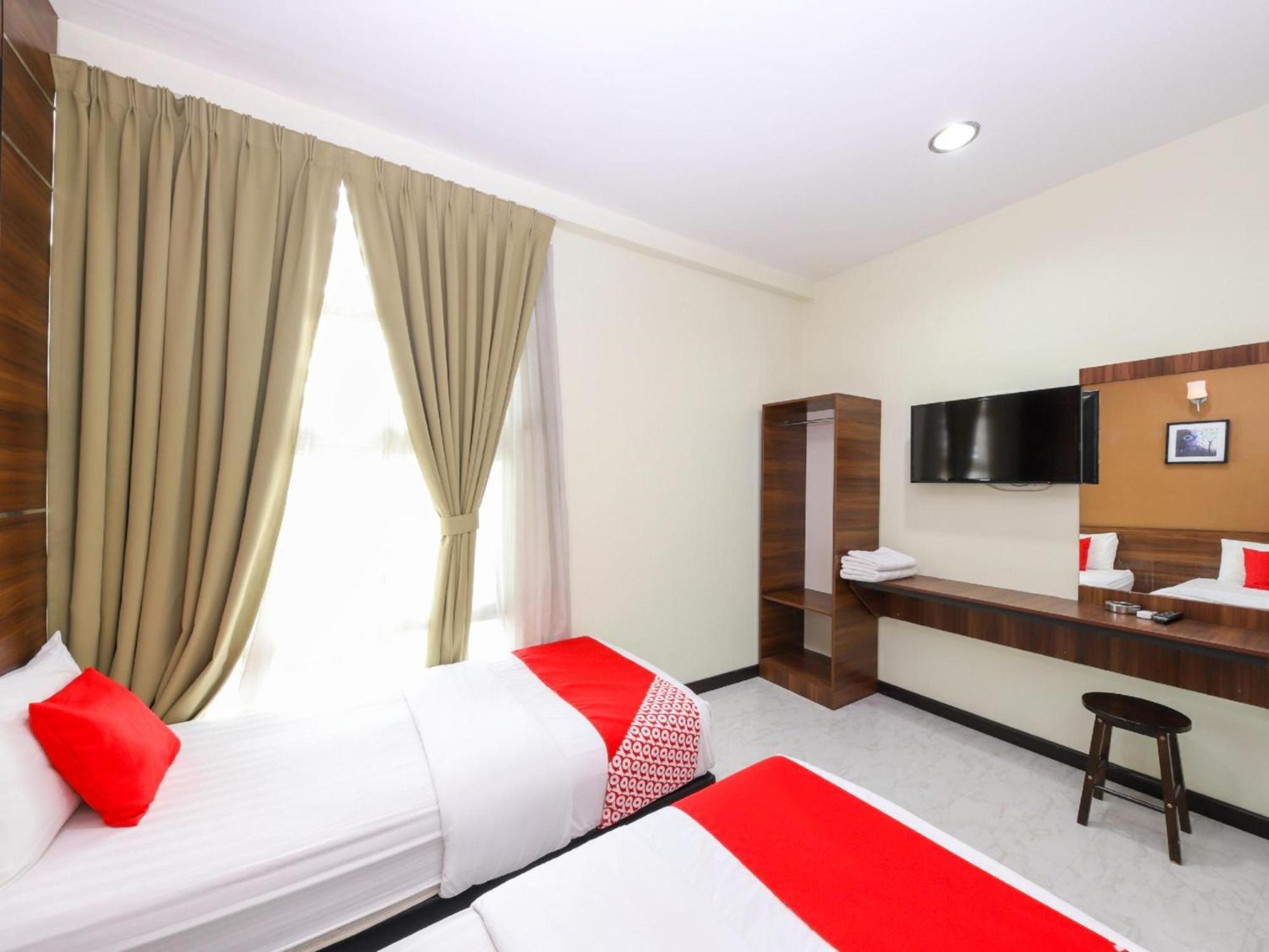 Capital O 812 Hotel Smc Seksyen 13 Shah Alam Esterno foto